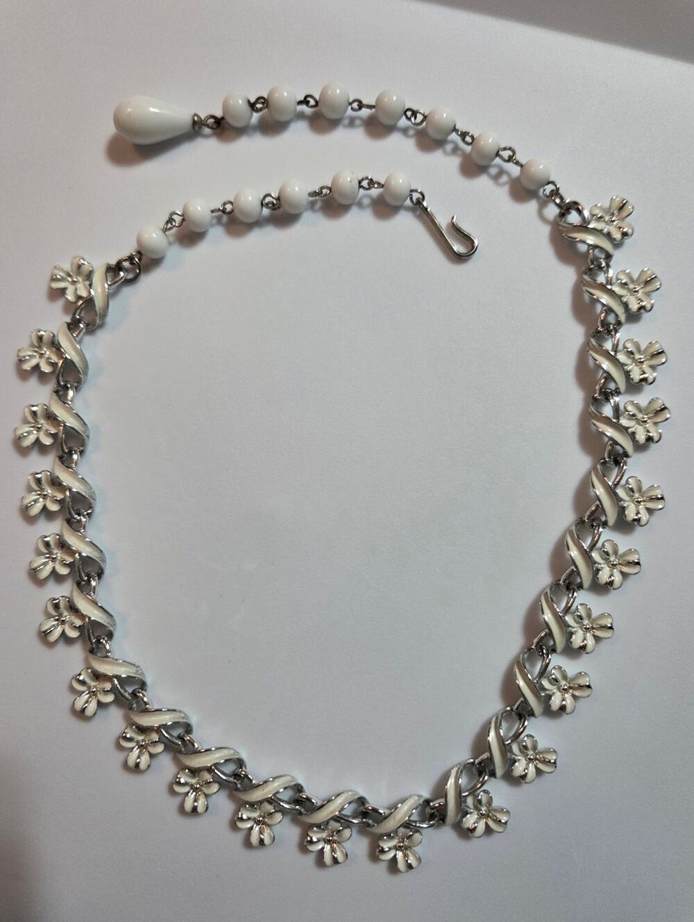 Vintage Signed Coro Enamel Choker Necklace Silver Tone White Glass beads Unique
